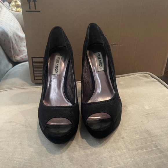 Steve Madden black heels size 7.5 - Picture 2 of 3